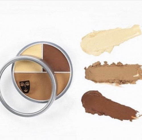 عجلة ثلاثيه من كارولاين Kryolan