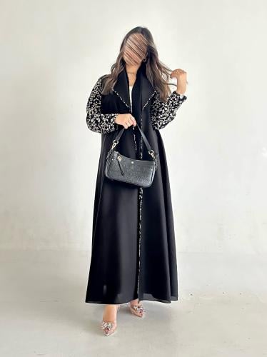 كتان اكمام مطرزه