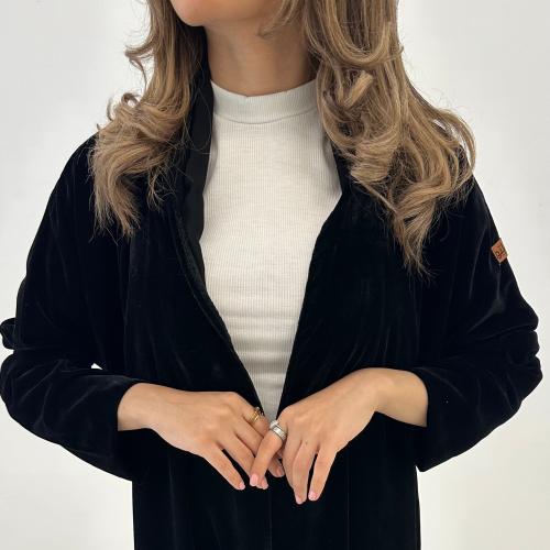 مخمل اسود نصف كلوش