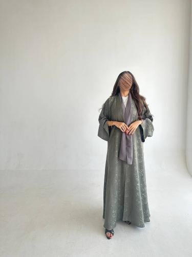 جاكارا مع فتحه أكمام