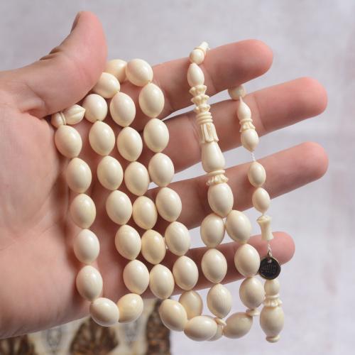 سبحة فريدة من ناب الفيل