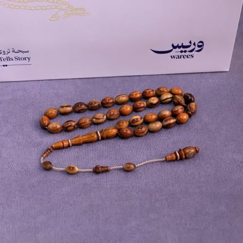 خشب عود طبيعي