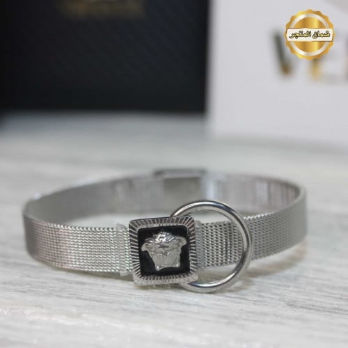 اسواره فرزاتشي - VERSACE