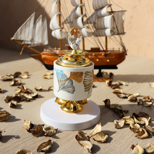 مبخرة بورسلين مذهبة