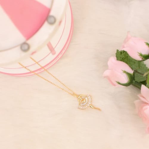 سلسال الفتاة الراقصه