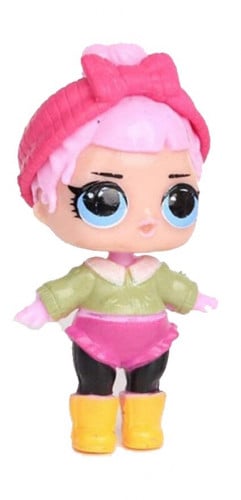 مجسم لعبه على شكل بنت حجم 8 سم تقريبا