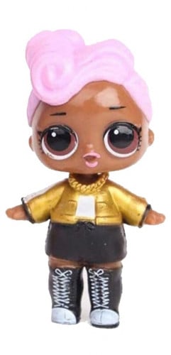 مجسم لعبه على شكل بنت حجم 8 سم تقريبا