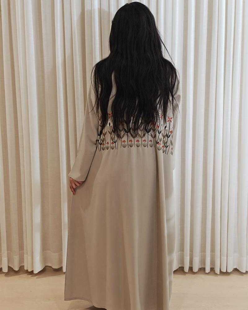 عبايات خروج ملونه