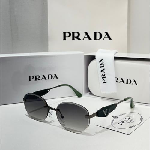 نظارة برادا