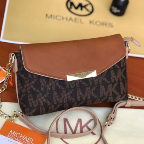 شنطة مايكل كورس