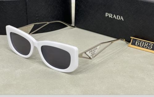 نظارة برادا