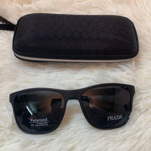 نظارة برادا