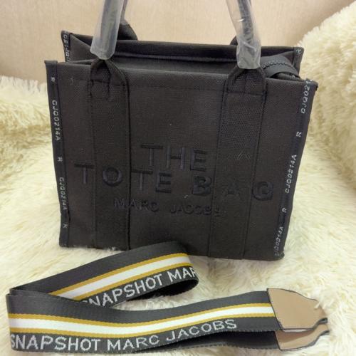 شنطة توت باق