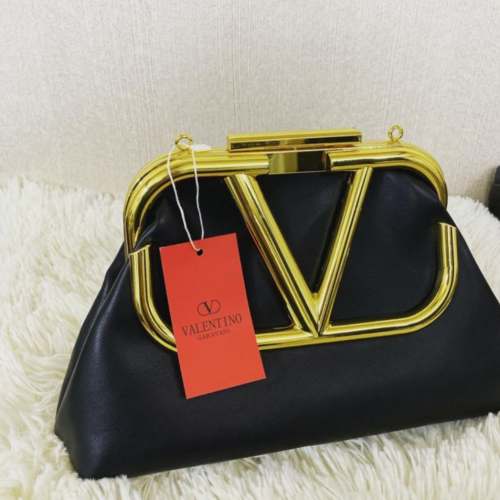 شنطة فلنتينو