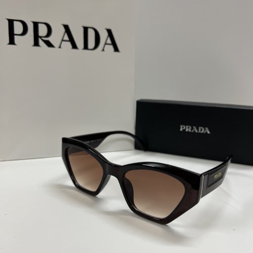 نظارة برادا