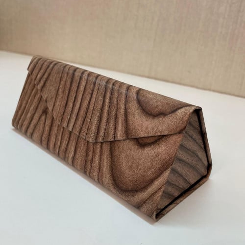 علبة نظارات