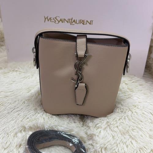 شنطة اف سان لوران