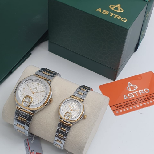 ساعة استرو النسائيه الحجم الصغير