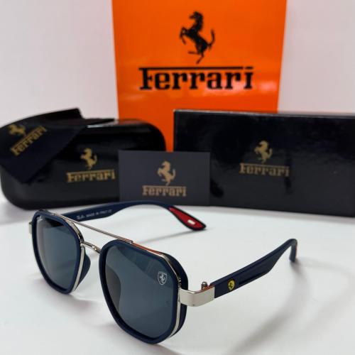 نظارة فراري 5