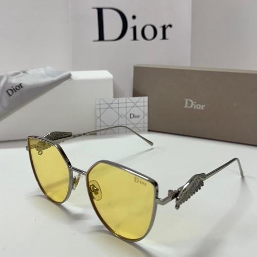 نظارة ديور 49