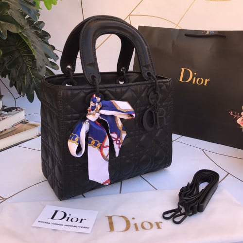 شنطه ديور الحجم الصغير