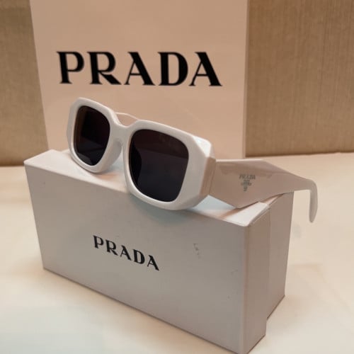 نظارة برادا