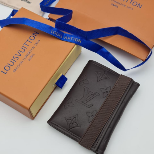 محفظة لويس فيتون