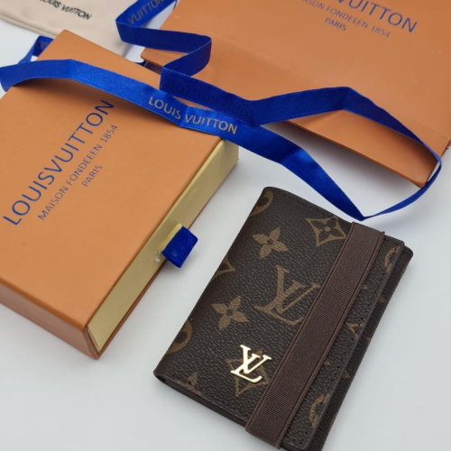 محفظة لويس فيتون