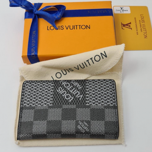 محفظة لويس فيتون