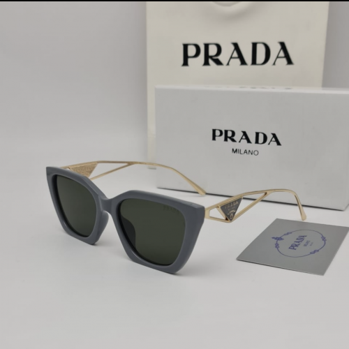 نظارة برادا