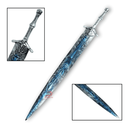 سيف Holy Moonlight Greatsword من لعبة بلودبورن