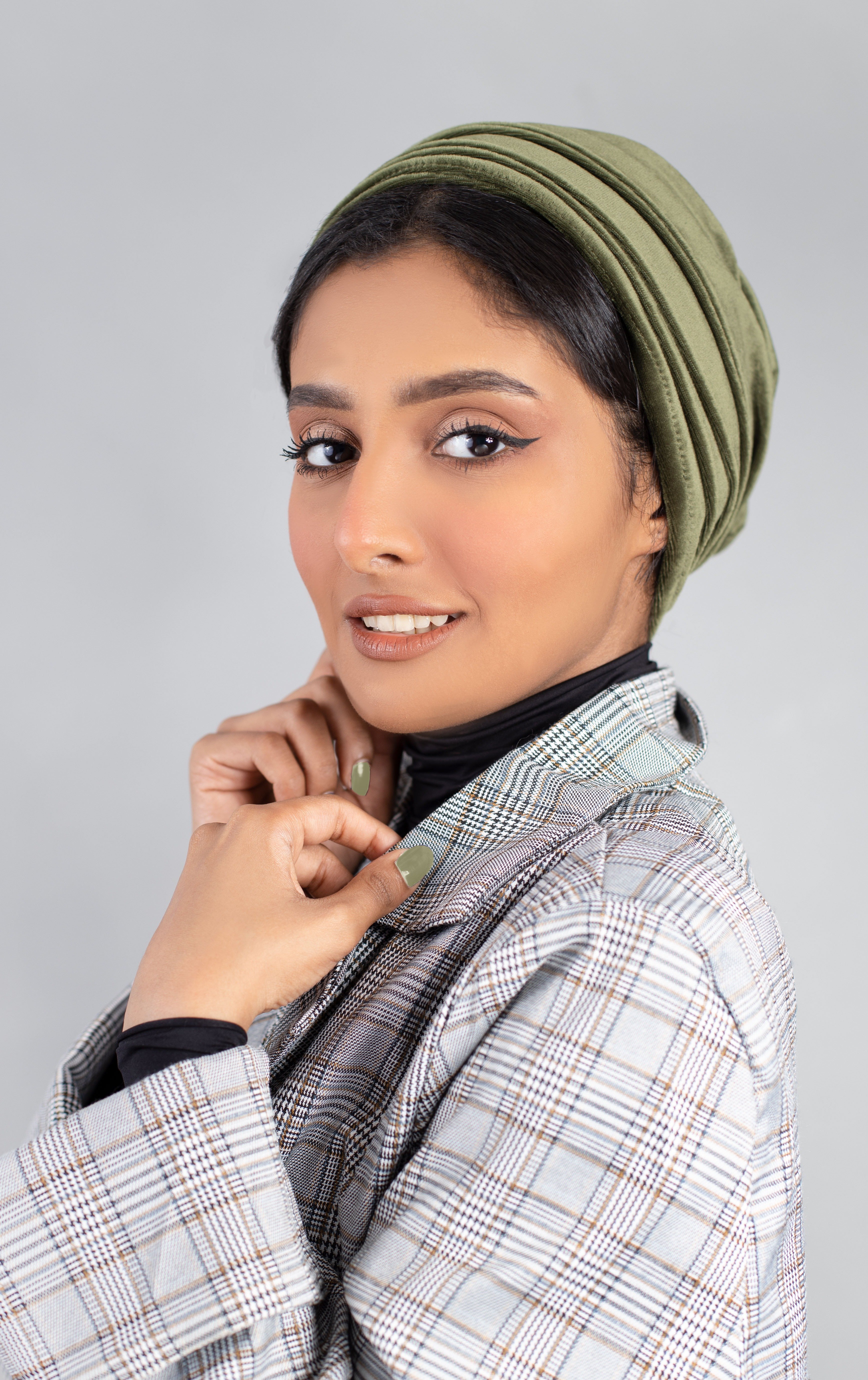 2piece velvet Turban- Olive green (sticker)