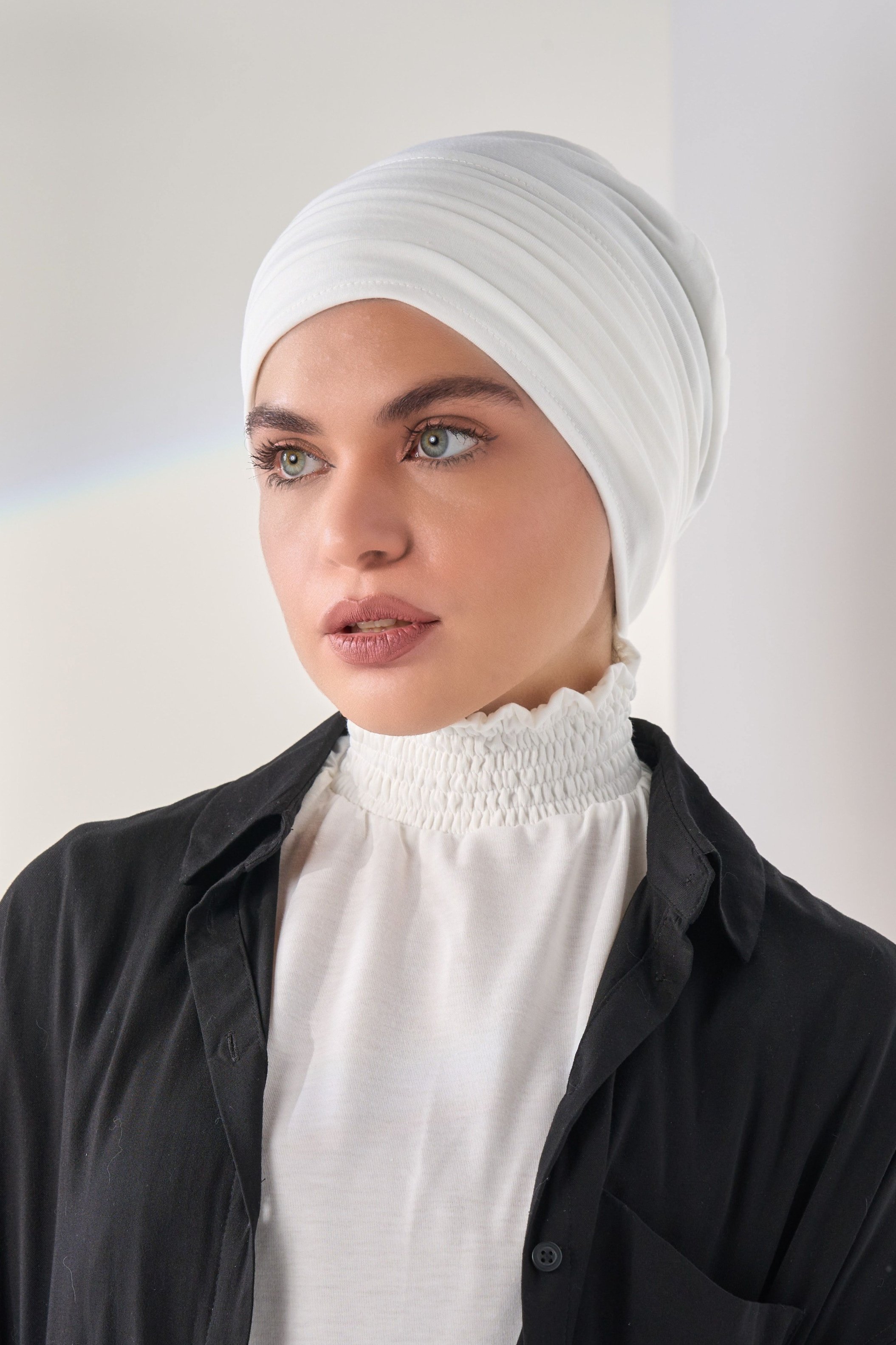 توربان قطعتين لزق - أوف وايت