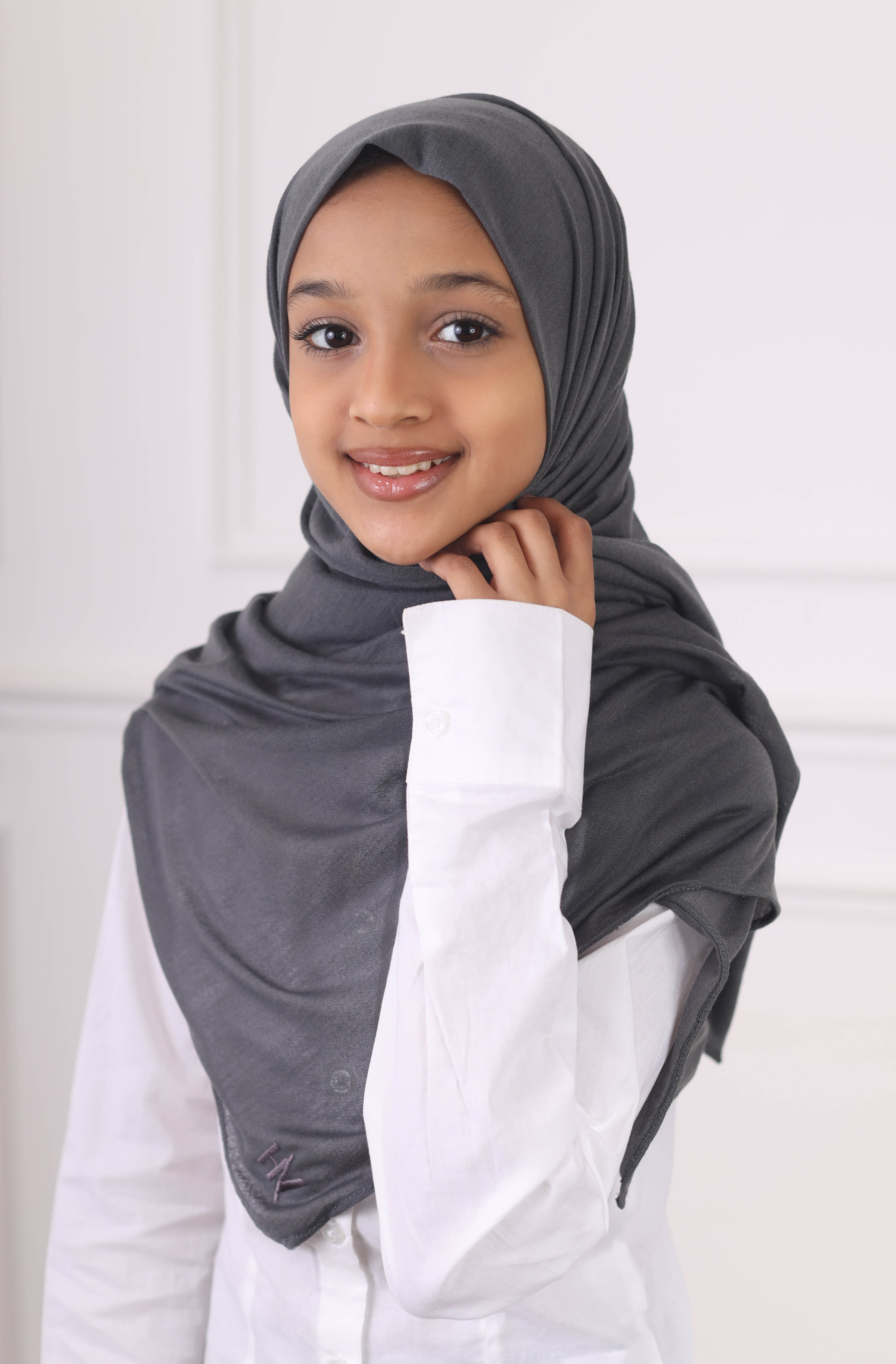 Girly Hijab- dark grey
