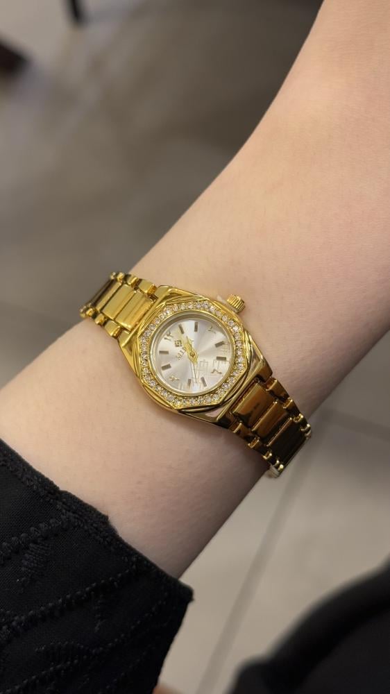 ساعة نسائية الاكثر مبيعا ⭐️⭐️⭐️