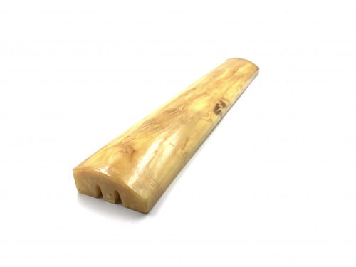 عارضة امريكية عرق احمر صب قديم