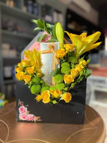 ظرف الاصفر مع بستاني