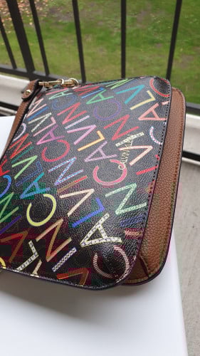 شنطة ماركة كالفن كلاين