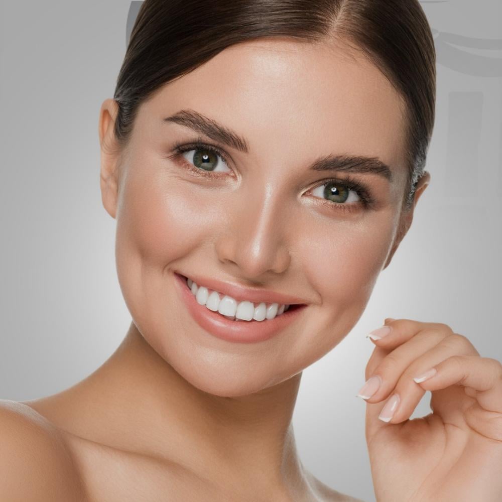 ابتسامة هوليوود ٨ اسنان