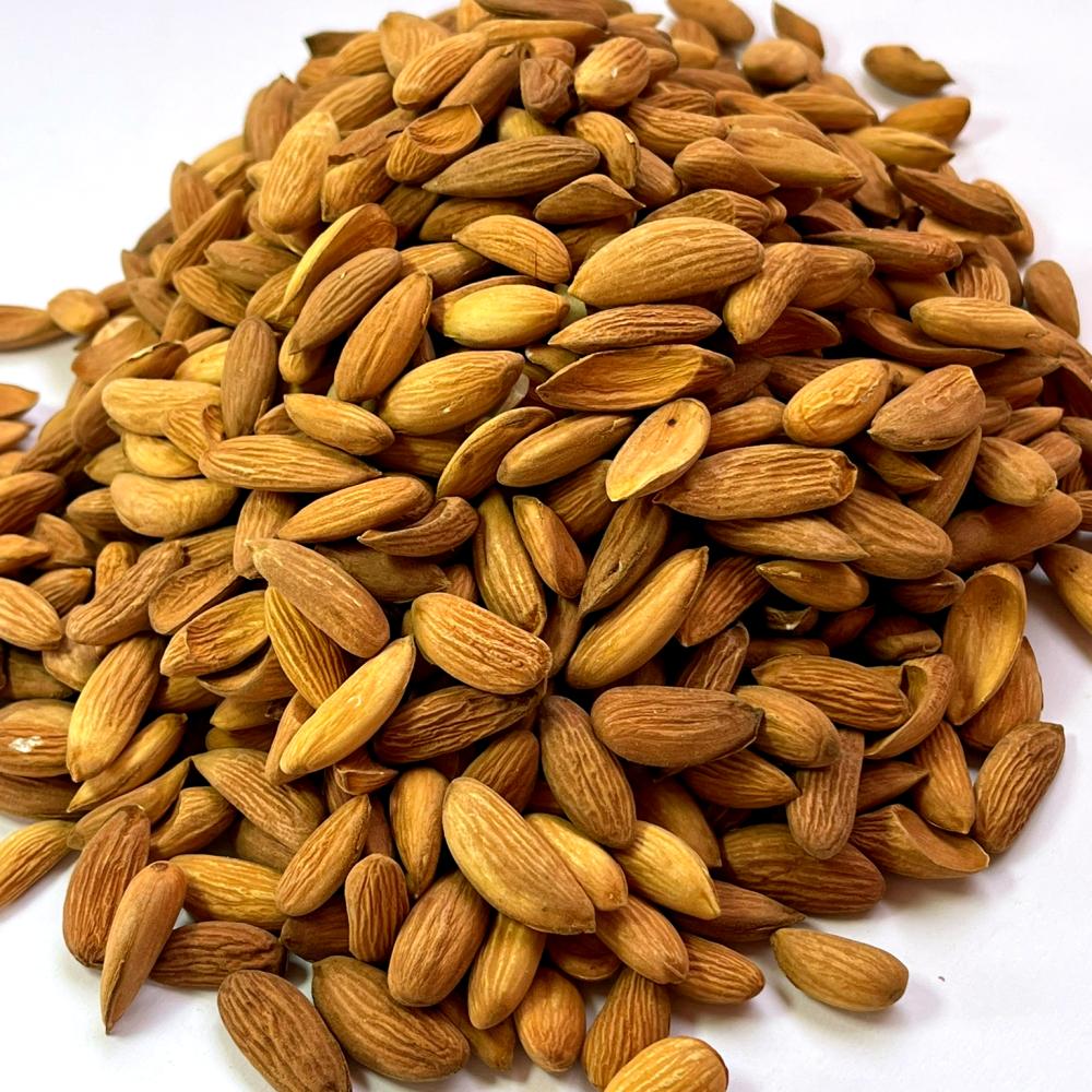 لوز  يمني نكهتنا سعادة