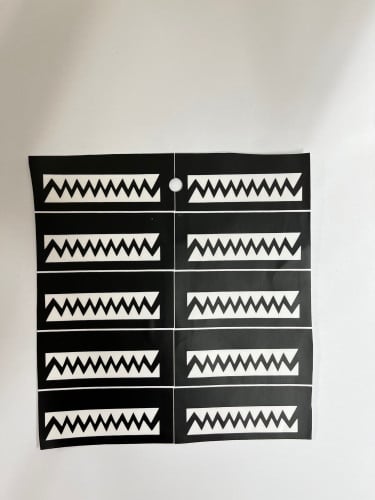 لصقات حناء او نقش  ( حبه واحده فقط)