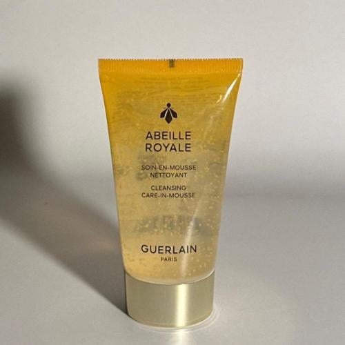 جيرلان أباي رويال سوان إن موس ينقي ويحافظ على الحاجز الجلدي 6مل