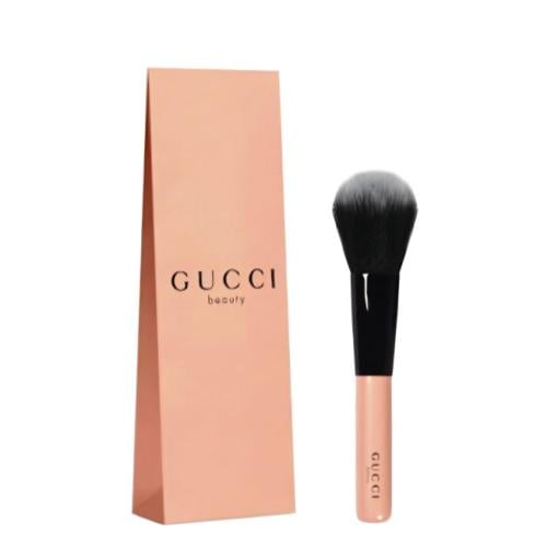 فرشاة السفر من قوتشي