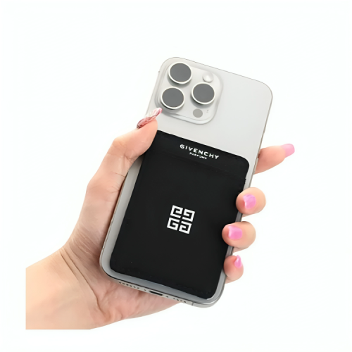 حافظة بطقات من جيفنشي