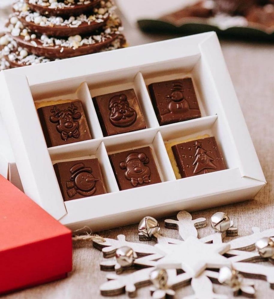 علب مقسمه شفاف