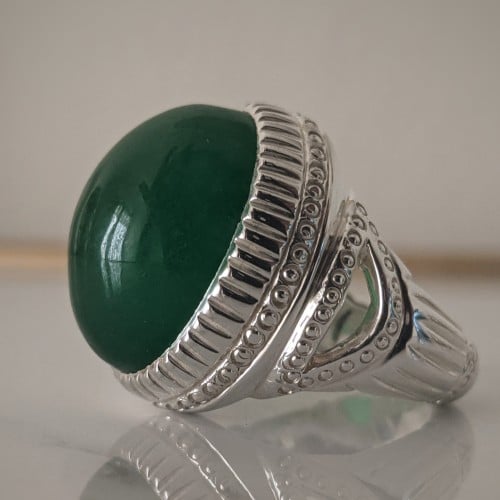 جاد بورمي بشهادة مختبر حجر 53 قيراط صياغة حمادة فضة عيار 999