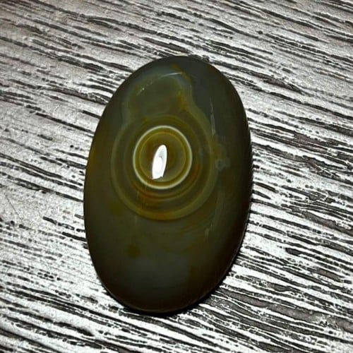 حجر عقيق سليماني هندي طبيعي أخضر عين في المنتصف حجم راهي