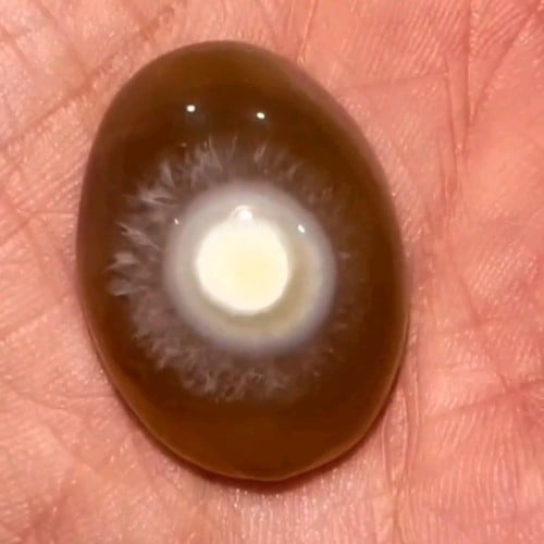 حجر عقيق سليماني هندي فلور عين برموس داخلها نقطة بيضاء من النوادر