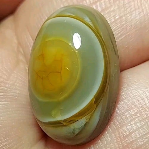 حجر سليماني هندي طبيعي عين بافوري أحضر