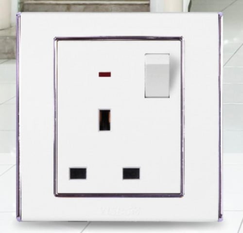 فيش+مفتاح ولمبة أبيض/رمادي 7*7 v3